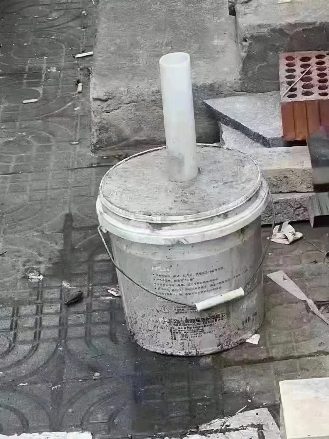 秋天的第一杯奶茶表情包