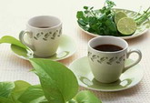 绿茶喝茶的表情